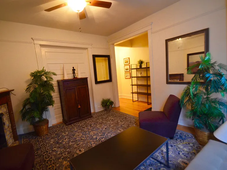 2126 N Sheffield Ave #4 — Photo 9