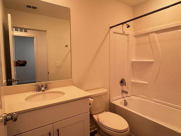 4957 SW 83rd Pl — Photo 9