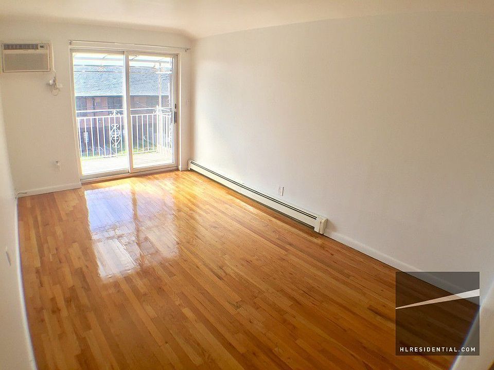 1st image of 2842 47th St #2