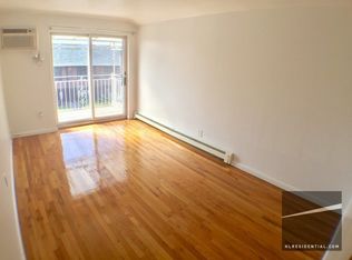 2842 47th St #2, Astoria, NY 11103