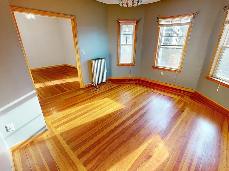 27 Princeton St #2 — Photo 34