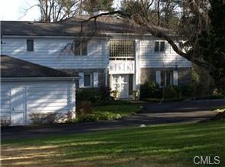 27 Bobolink Ln, Greenwich, CT 06830