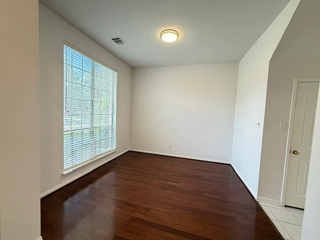 8404 Pipe Stone Dr — Photo 4