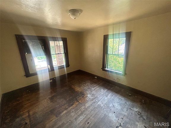 5th image of 6343 Lena Ave