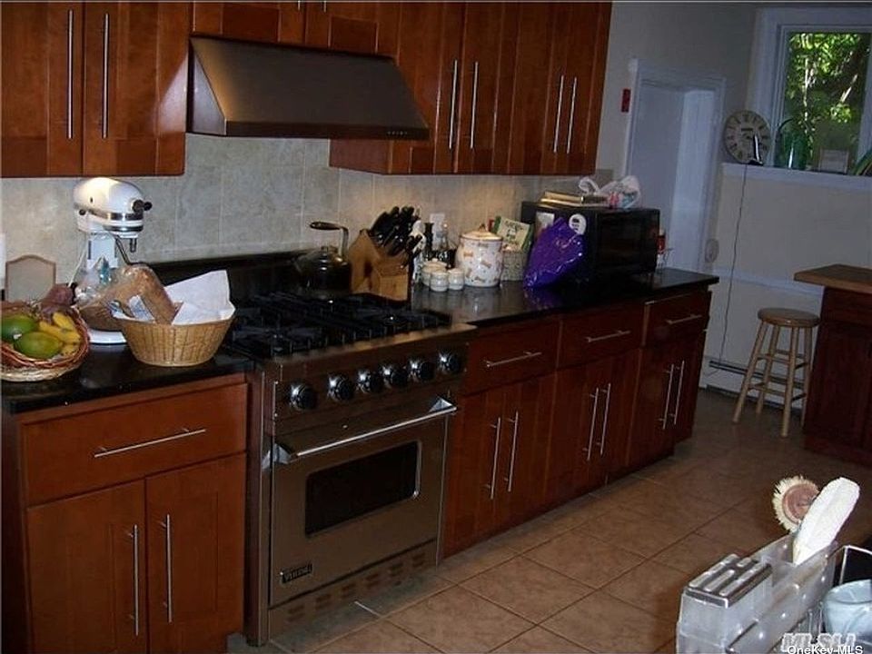 2nd image of 5 Beverly Rd