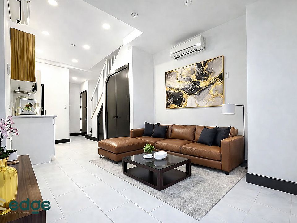 1st image of 118 Tompkins Ave #7
