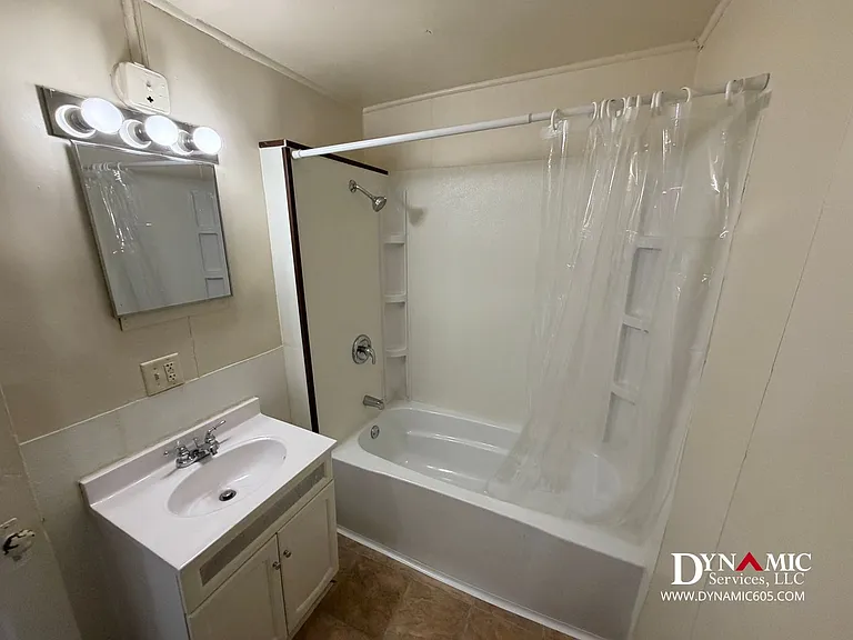 434 N Spring Ave | All Utilities Paid by Landlord — Photo 33