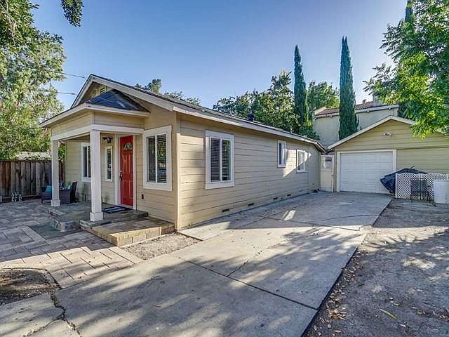 1st image of 318 America Ave