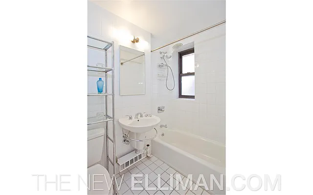 Sold by Douglas Elliman | media 14