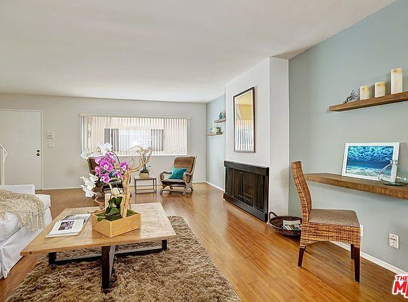4th image of 843 16th St APT 103