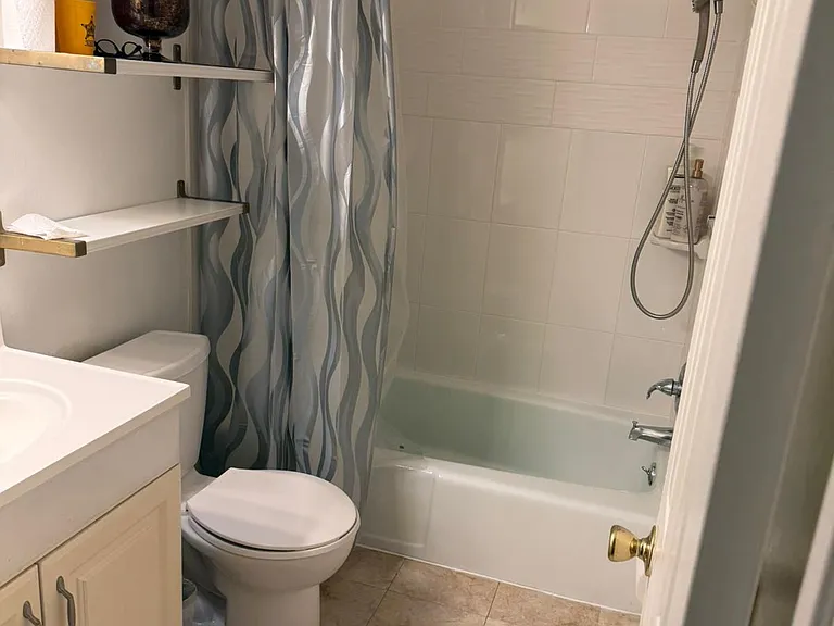 14903 Kalmia Dr — Photo 4