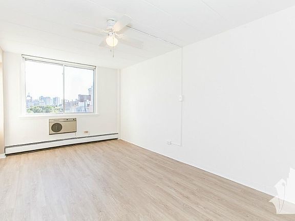 2nd image of 501 W Belmont Ave APT 3F
