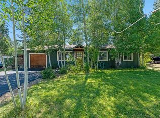 10989 Dorchester Dr, Truckee, CA 96161