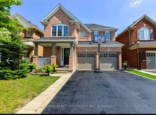 15 Bayridge Dr, Brampton, ON L6P 2H9