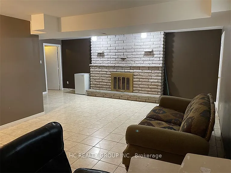 84 Daleview Cres — Photo 8