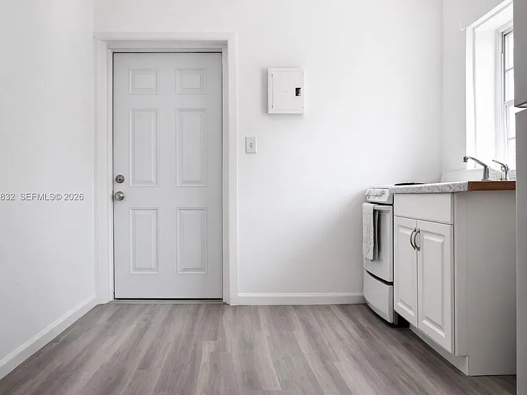 6250 NW Miami Pl #2 — Photo 2