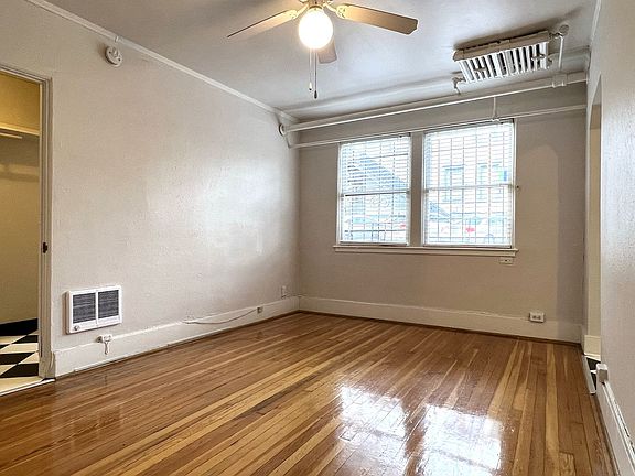 4th image of 2345 NW Marshall St APT C