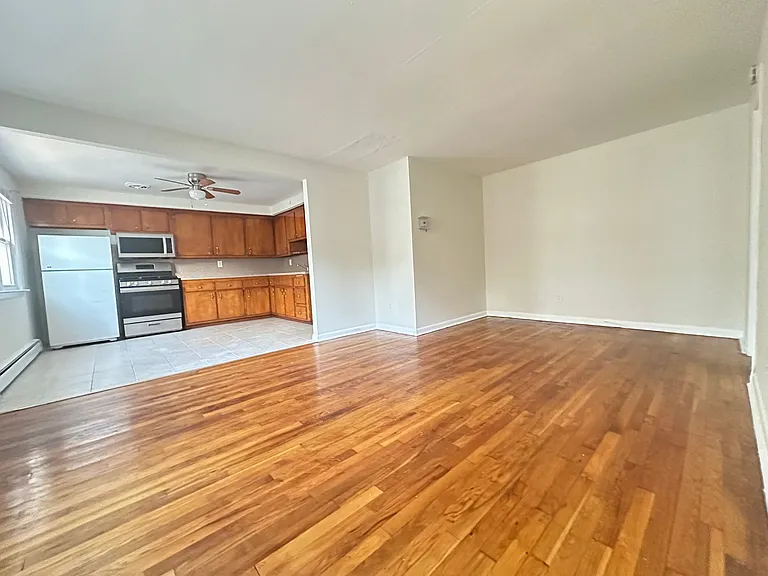 240 Hoover Road — Photo 11