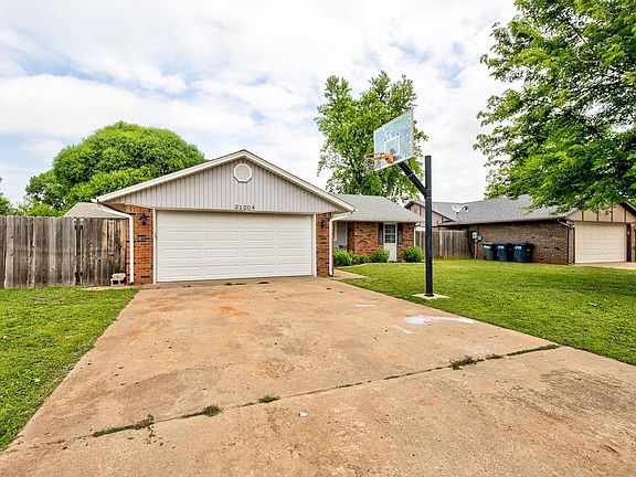 2nd image of 3120 Highland Dr