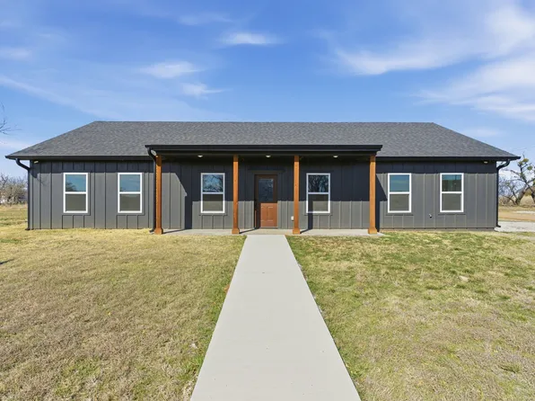 709 Harris St, Cisco, TX 76471