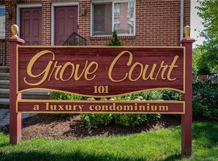 101 Grove St APT 6, Stamford, CT 06901