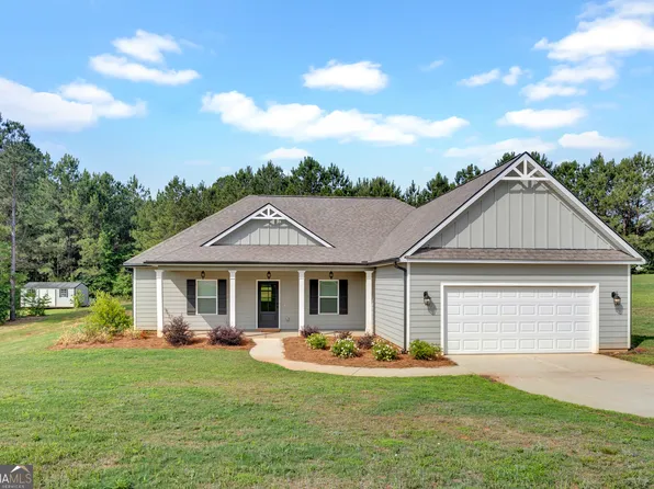 112 Hunters Chase Ct, Eatonton, GA 31024