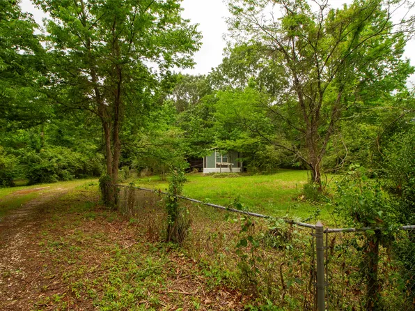220 Pease Rd, Haughton, LA 71037