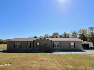 1120 W Saulsbury Rd, Lebanon, TN 37090
