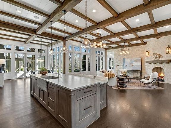 5th image of 560 Lost River Bnd