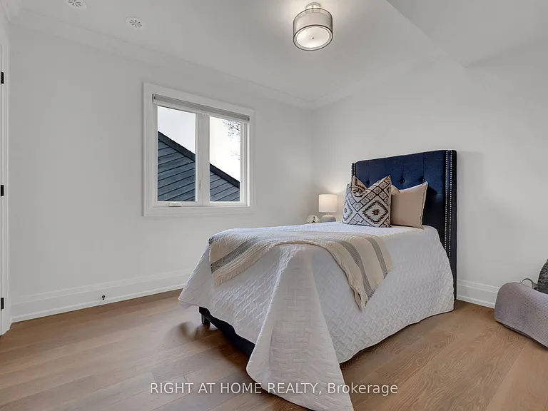 819 Fairview Ave — Photo 32