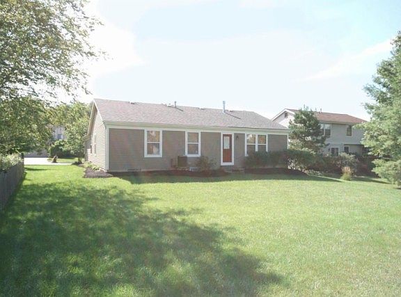 3rd image of 120 Brookhill Dr