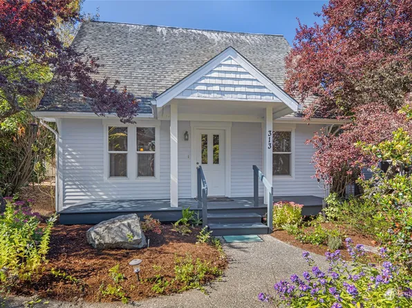 21 Blair Avenue #313, Friday Harbor, WA 98250