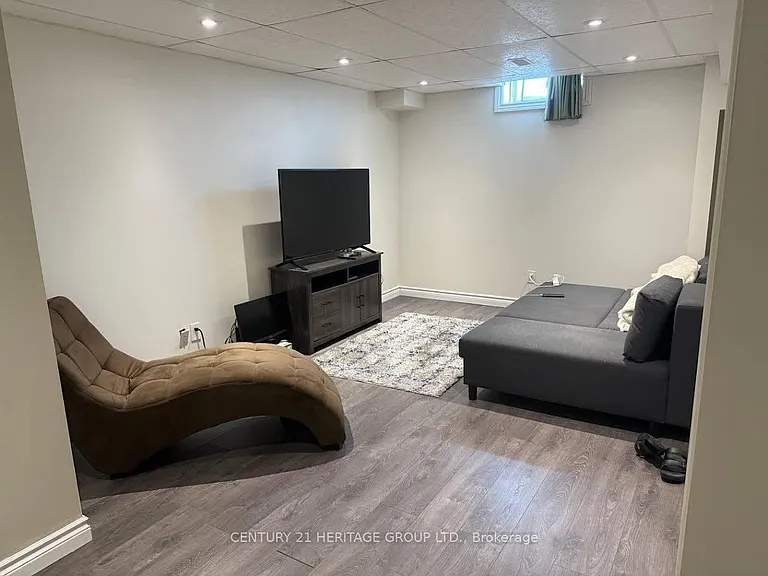 458 Hewitt Cir #BASEMENT — Photo 4