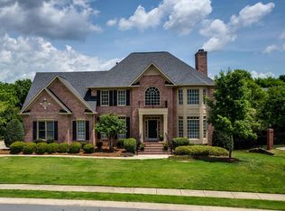 6027 Woodleigh Oaks Dr, Charlotte, NC 28226