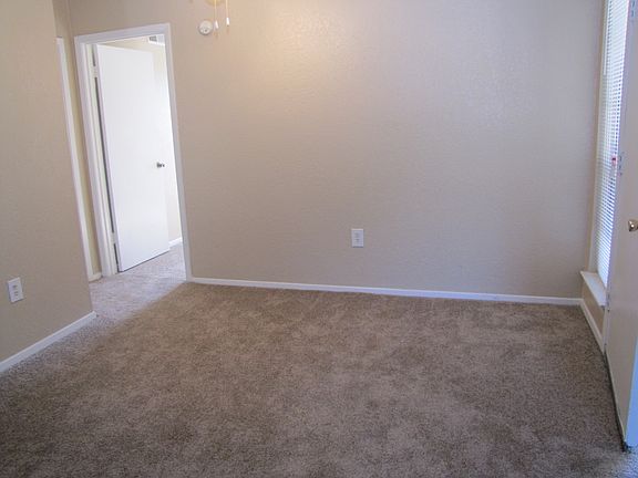 3rd image of 1001 Cooper Square Cir APT 295