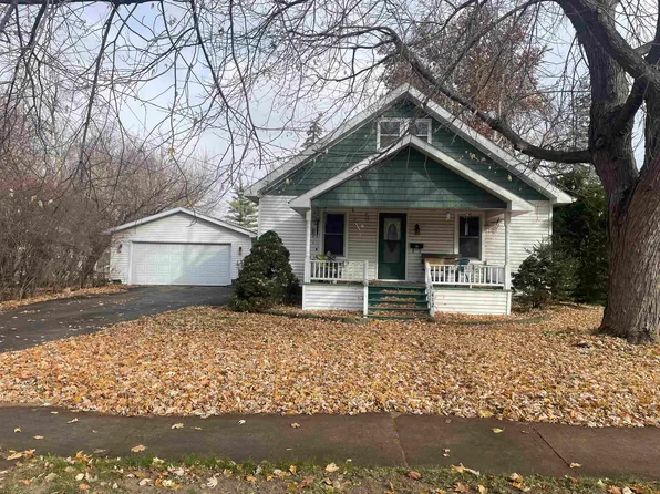 412 W Division St, Kaukauna, WI 54130