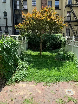 Rented by Upton Realty Group | media 20