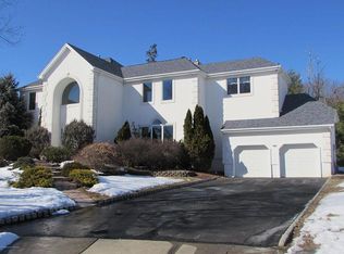 23 Kerr Ln, Matawan, NJ 07747