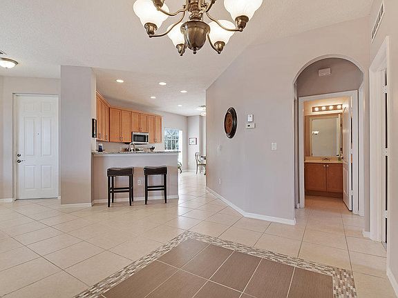 5th image of 9729 SW Eastbrook Cir