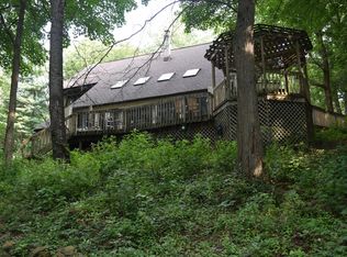 81 Fern Hill Dr, Granville, OH 43023