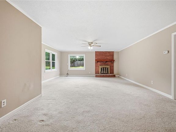 2nd image of 221 Dan Valley Rd