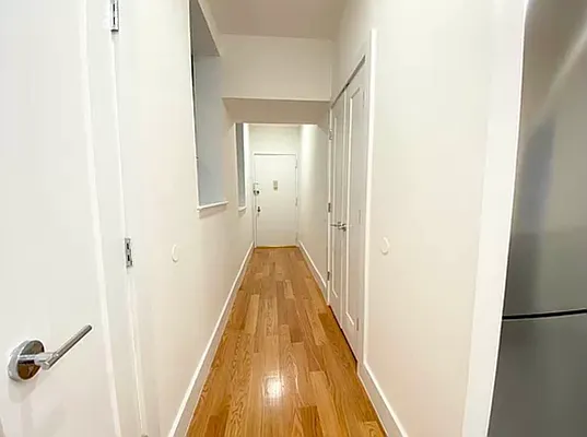 Rented by EastMount Realty LLC | media 17