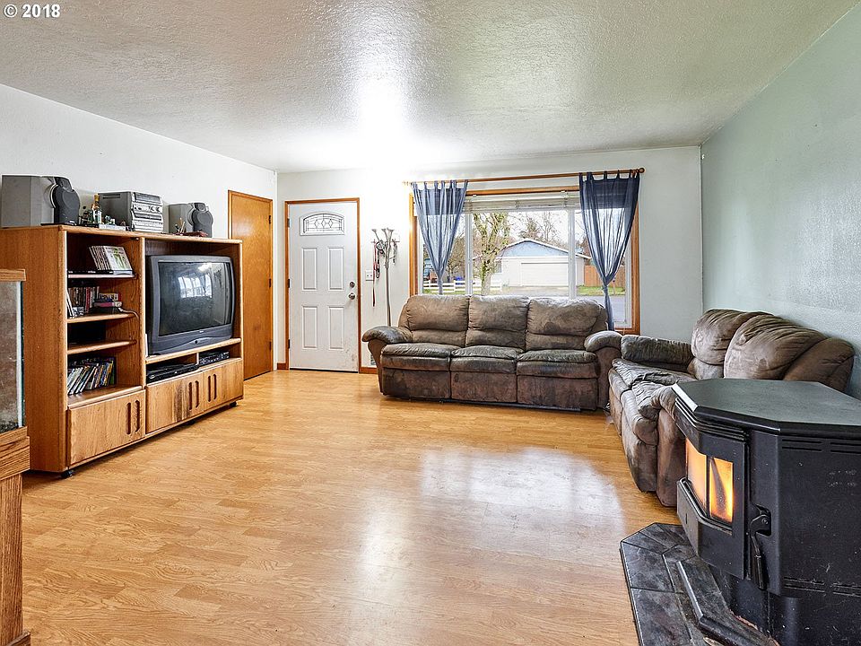 710 Patrol St Molalla, OR, 97038 Apartments for Rent Zillow