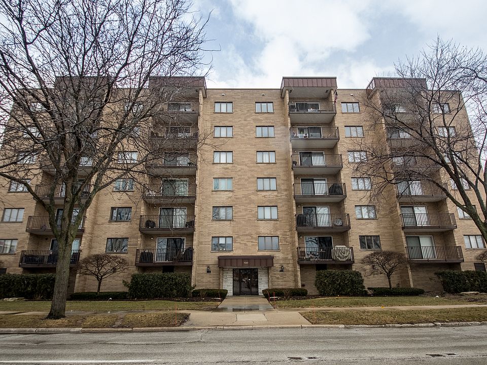 1st image of 700 Graceland Ave APT 706