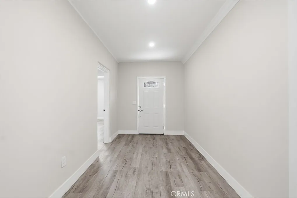 3 bed, 2022 sqft, $4,998 — Photo 2