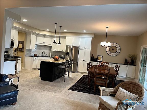 5th image of 4718 Farm Creek Ln