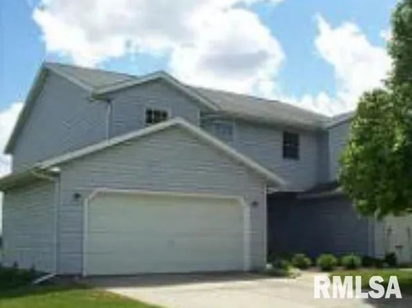 308 Wintergreen Dr, Chatham, IL 62629