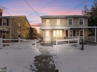 810 W 2nd St, Florence, NJ 08518