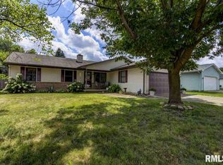 3004 Dunwich Ave, Springfield, IL 62702