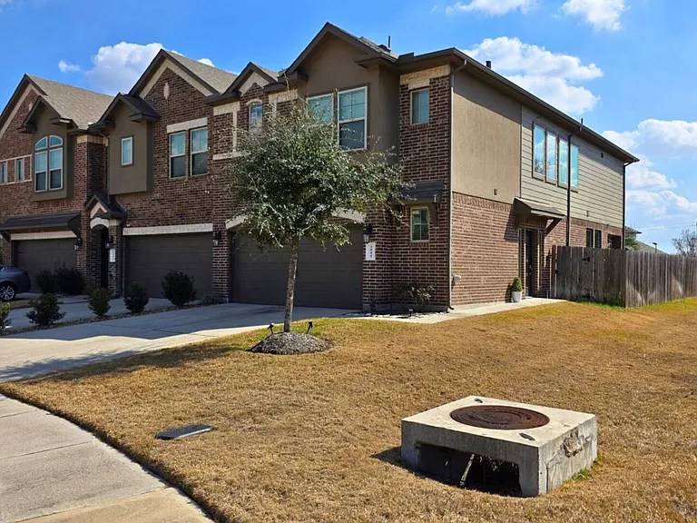 Lancer Cir — Photo 9